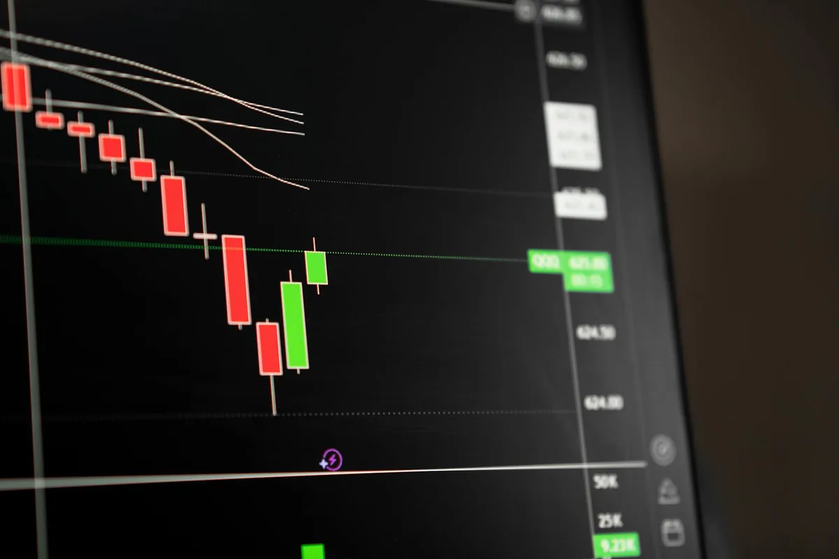 Binomo Technical Analysis: Understanding Candlestick Patterns Binomo Technical Analysis — Understanding Candlestick Patterns